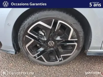 Photo 11 Volkswagen Golf  1.5 eTSI EVO2 150ch R-Line Edition DSG7