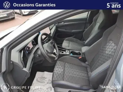 Photo 4 Volkswagen Golf  1.5 eTSI EVO2 150ch R-Line Edition DSG7