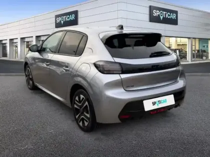 Photo 6 Peugeot 208  1.2 Hybrid 100ch Allure e-DCS6