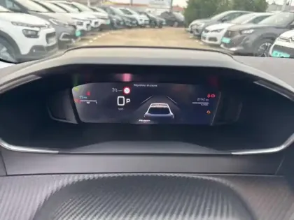 Photo 13 Peugeot 208  1.2 Hybrid 100ch Allure e-DCS6