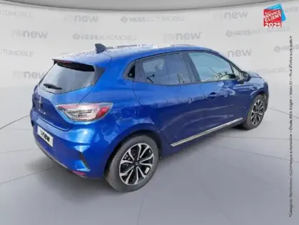 Photo 5 Renault Clio  1.6 E-Tech 145ch full hybrid Techno - 24