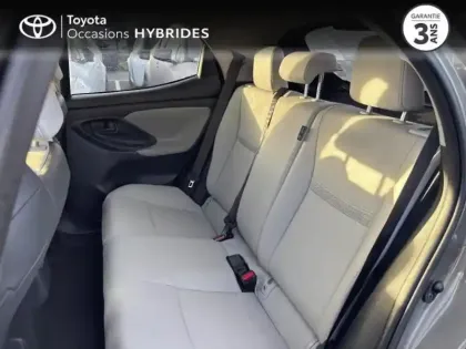 Photo 11 Toyota Yaris  116h Iconic 5p