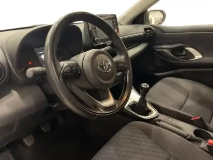 Photo 13 Toyota Yaris  120 VVT-i Dynamic 5p MY22