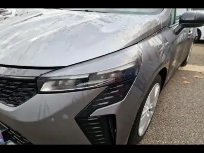 Photo 14 Renault Clio  1.6 E-Tech 145ch full hybrid Evolution