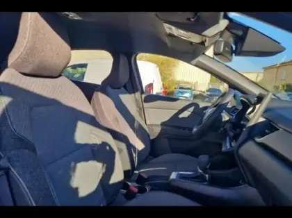 Photo 9 Renault Captur  1.6 E-Tech full hybrid 145ch Techno