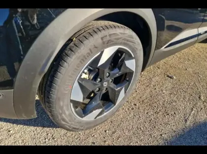 Photo 12 Renault Captur  1.6 E-Tech full hybrid 145ch Techno