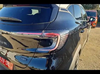 Photo 13 Renault Captur  1.6 E-Tech full hybrid 145ch Techno