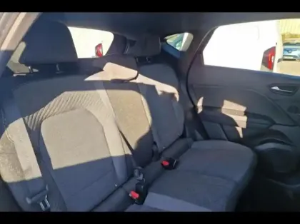 Photo 10 Renault Captur  1.6 E-Tech full hybrid 145ch Techno