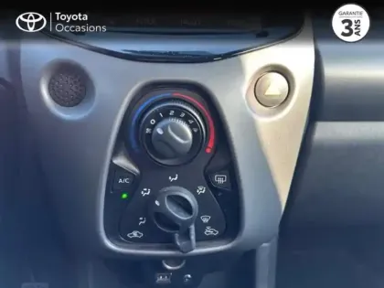 Photo 14 Toyota Aygo  1.0 VVT-i 69ch x-play 5p