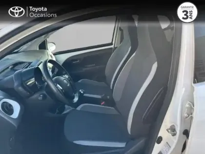 Photo 2 Toyota Aygo  1.0 VVT-i 69ch x-play 5p