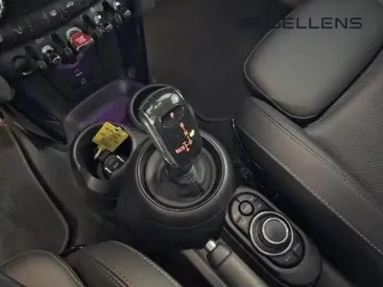 Photo 13 Mini Mini  5 Portes Cooper 136ch Edition Premium BVA7