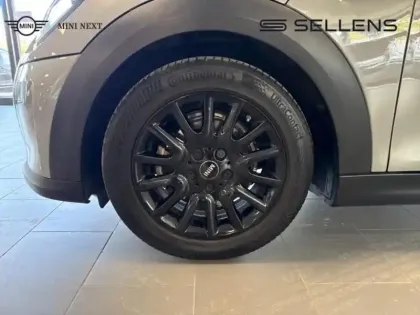 Photo 7 Mini Mini  5 Portes Cooper 136ch Edition Premium BVA7