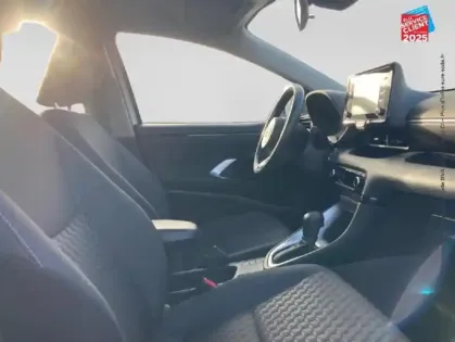 Photo 4 Toyota Yaris  116h Dynamic 5p MY22