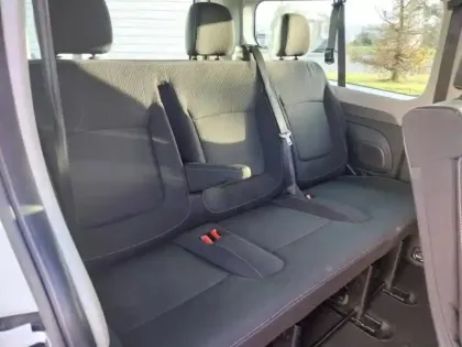 Photo 11 Renault Trafic  Combi L2 2.0 Blue dCi 150ch S&S Intens 9 places