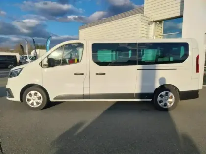 Photo 1 Renault Trafic  Combi L2 2.0 Blue dCi 150ch S&S Intens 9 places