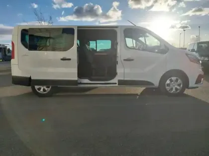 Photo 9 Renault Trafic  Combi L2 2.0 Blue dCi 150ch S&S Intens 9 places