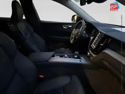 Photo 4 Volvo Xc60  T8 HYBRIDE RECHARGEABLE 310 + 145CH ULTRA STYLE CHROME GEARTRONIC 8 AWD