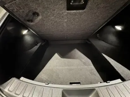 Photo 6 Lexus UX  300h F SPORT Design 2WD