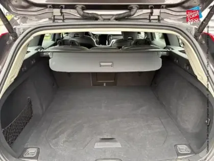 Photo 13 Volvo V60  B4 197ch Plus Style Dark DCT 7