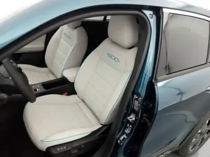 Photo 10 Fiat 600  e 156ch 54kWh La Prima