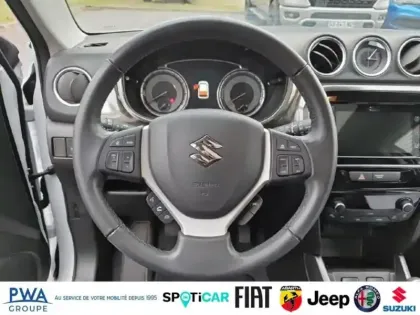 Photo 13 Suzuki Vitara  1.4 Boosterjet Hybrid 129ch Style