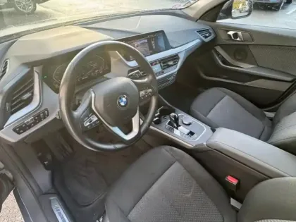 Photo 5 BMW Serie 1 Série 1 116iA 109ch Edition M Design DKG7