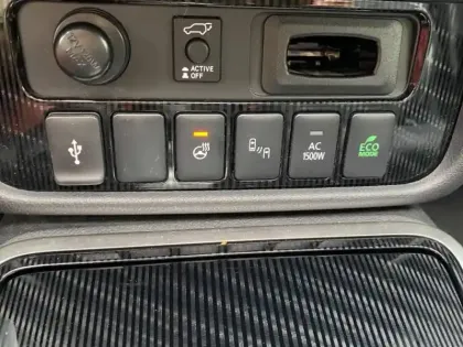 Photo 12 Mitsubishi Outlander  PHEV Twin Motor Instyle 4WD Euro6d-T EVAP