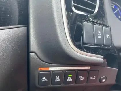 Photo 13 Mitsubishi Outlander  PHEV Twin Motor Instyle 4WD Euro6d-T EVAP