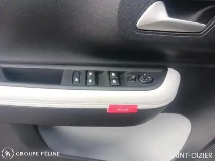 Photo 11 Citroën C3 Aircross  1.2 Hybride 145ch MAX 7 places