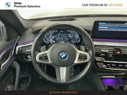 Photo 3 BMW Serie 5 Série 5 Touring 530eA xDrive 292ch M Sport Steptronic 10cv