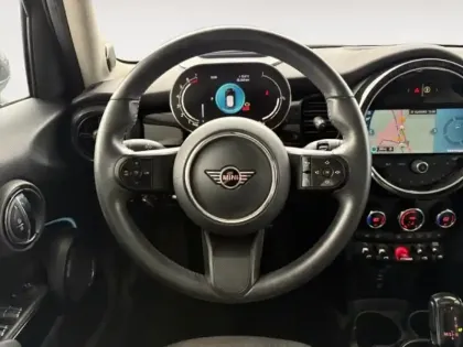 Photo 11 Mini Mini  5 Portes Cooper 136ch Edition Premium Plus BVA7