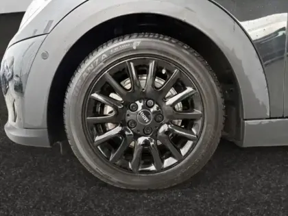 Photo 13 Mini Mini  5 Portes Cooper 136ch Edition Premium Plus BVA7