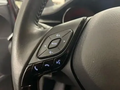 Photo 14 Toyota C-HR  122h Edition 2WD E-CVT MY22