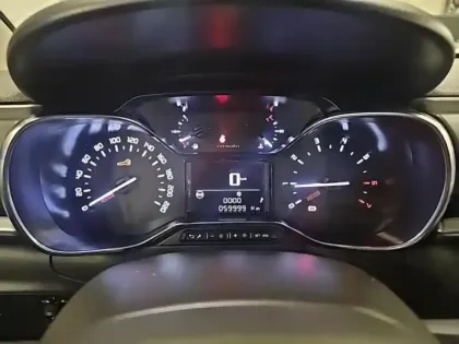 Photo 12 Citroën C3  PureTech 110ch Shine S&S E6.d-TEMP