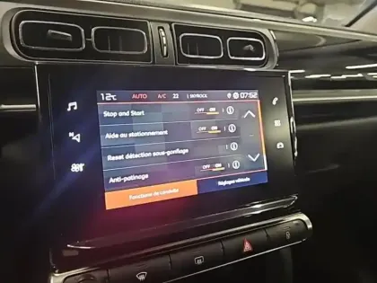 Photo 13 Citroën C3  PureTech 110ch Shine S&S E6.d-TEMP