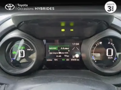 Photo 13 Toyota Yaris  Cross 116h Dynamic MY21