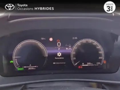Photo 13 Toyota C-HR  1.8 Hybride 140ch Design NG23