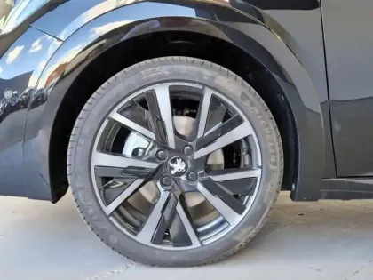 Photo 4 Peugeot 208  1.2 PureTech 130ch S&S GT EAT8