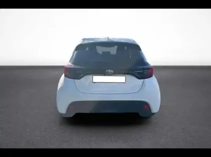 Photo 5 Toyota Yaris  116h Design 5p MC24