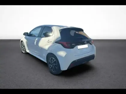 Photo 6 Toyota Yaris  116h Design 5p MC24