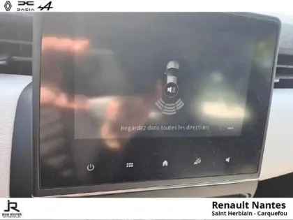 Photo 7 Renault Clio  1.6 E-Tech 145ch full hybrid Evolution - 24