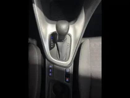 Photo 12 Toyota Yaris  116h Dynamic 5p MY22