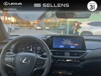 Photo 7 Lexus UX  300h Le 2WD