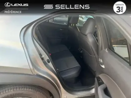 Photo 6 Lexus UX  300h Le 2WD