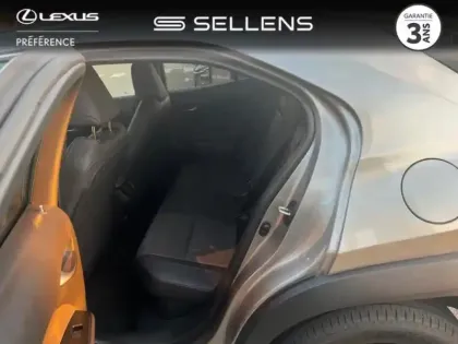 Photo 11 Lexus UX  300h Le 2WD