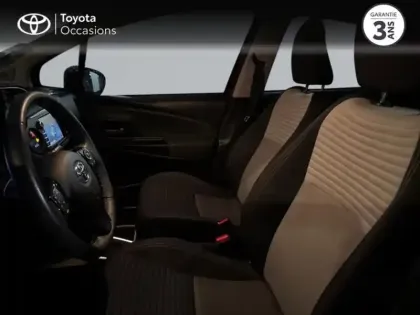 Photo 10 Toyota Yaris  100h Dynamic 5p MY19