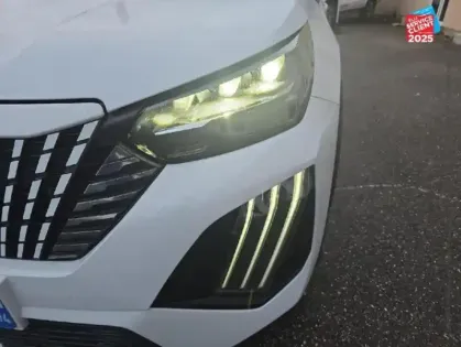 Photo 12 Peugeot 2008  1.2 PureTech 130ch S&S GT EAT8