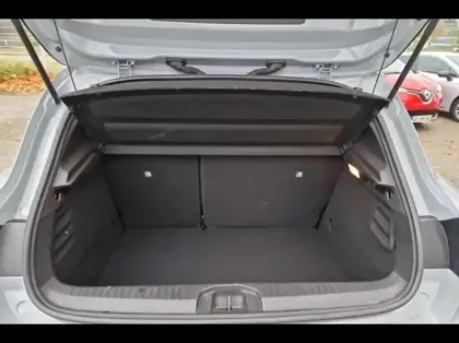 Photo 11 Renault Clio  1.6 E-Tech hybride 145ch Techno