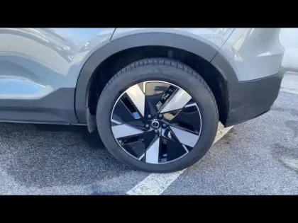 Photo 12 Volvo Ex40  Single Extended Range 252ch Plus