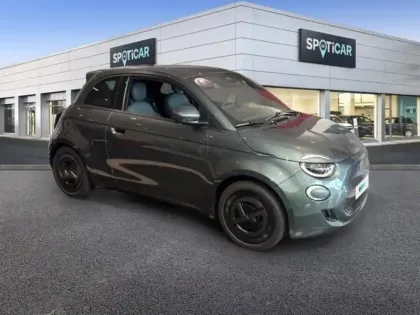 Photo 2 Fiat 500  e 118ch Giorgio Armani Collectors Edition MY25 Step 2